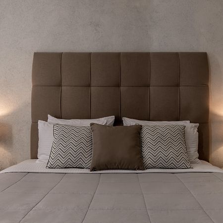 Splendour Hotel And Suites Фіростефані Екстер'єр фото